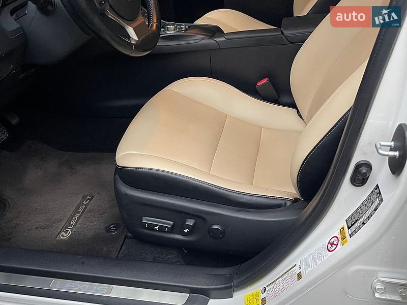 Хетчбек Lexus CT 2016 в Києві