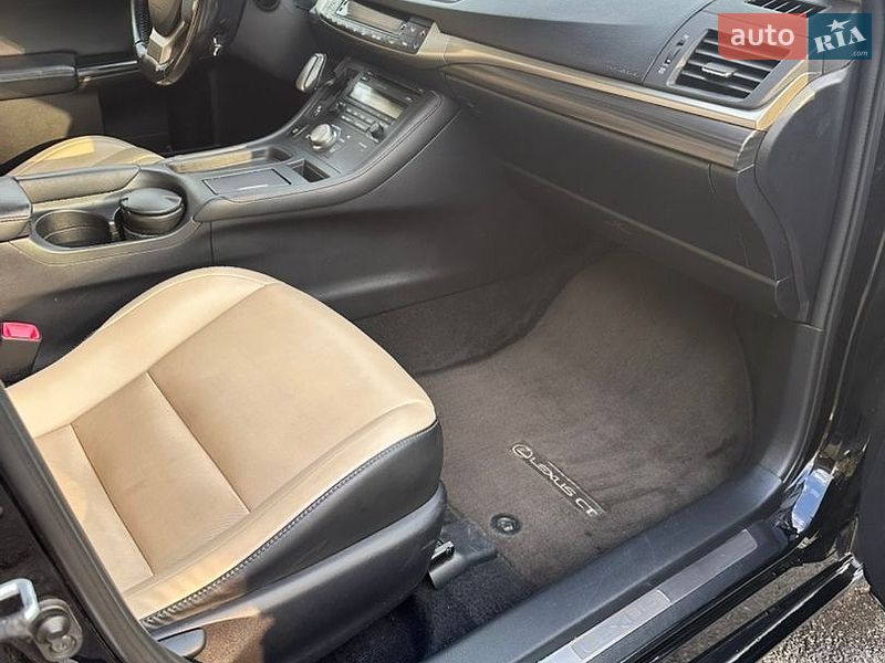 Хетчбек Lexus CT 2015 в Києві фото 36 Хетчбек Lexus CT 2015 в Києві