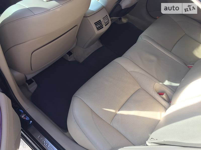 Седан Lexus ES 2008 в Києві