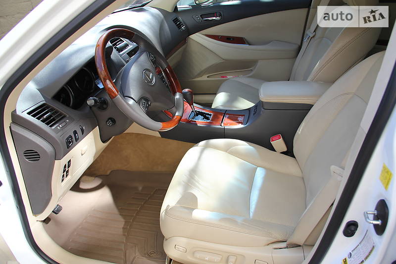 Седан Lexus ES 2010 в Одесі