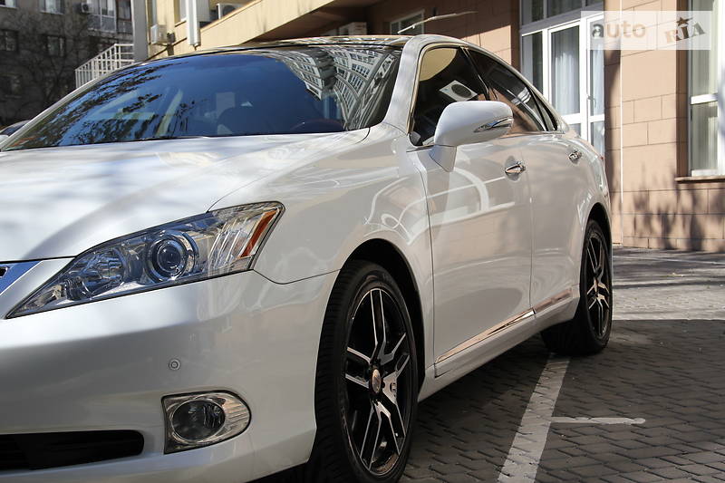 Седан Lexus ES 2010 в Одесі