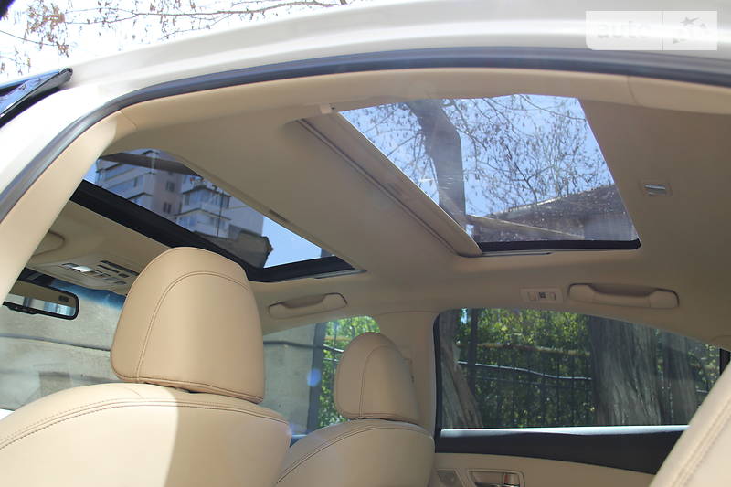 Седан Lexus ES 2010 в Одесі