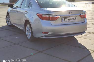 Седан Lexus ES 2013 в Херсоне