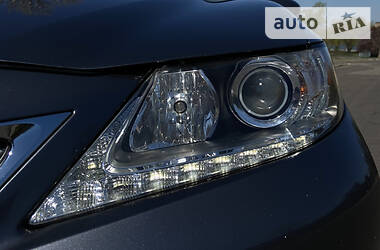 Седан Lexus ES 2012 в 