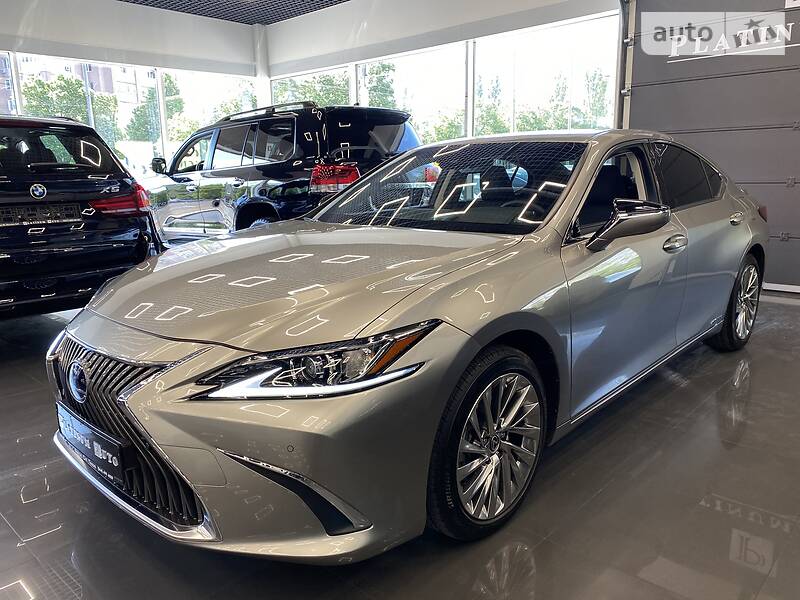 Седан Lexus ES 2018 в Одесі