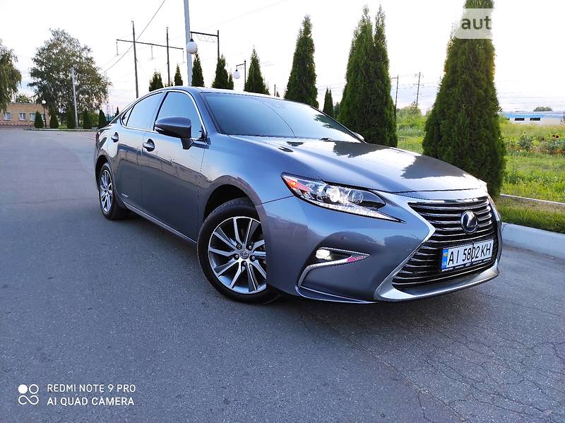 Седан Lexus ES 2018 в Броварах