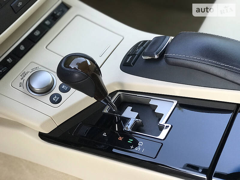Седан Lexus ES 2015 в Одесі фото 29 Седан Lexus ES 2015 в Одесі
