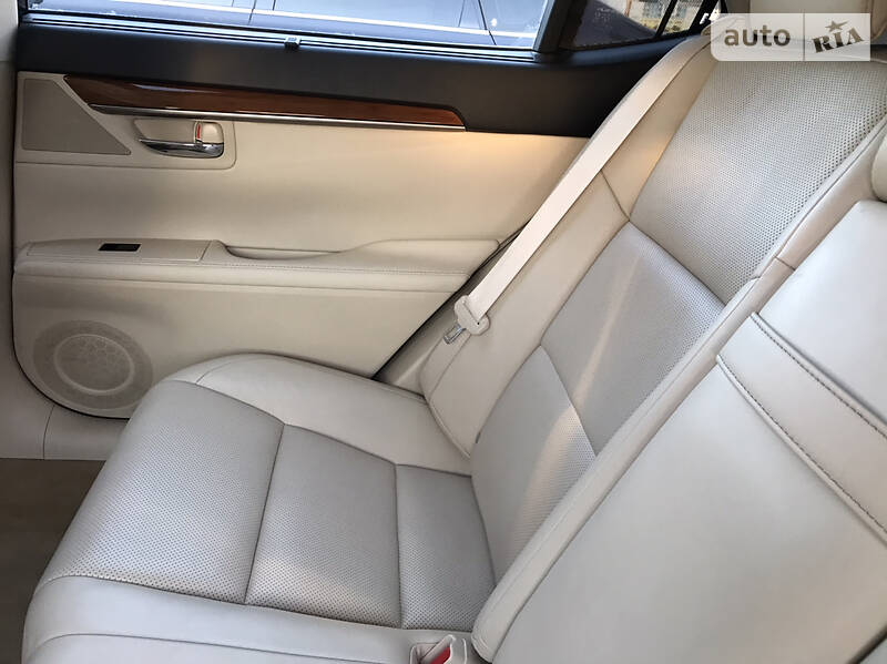 Седан Lexus ES 2015 в Одесі фото 41 Седан Lexus ES 2015 в Одесі