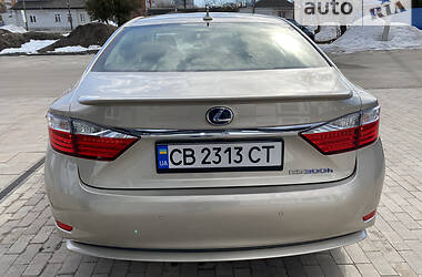 Седан Lexus ES 2013 в Нежине