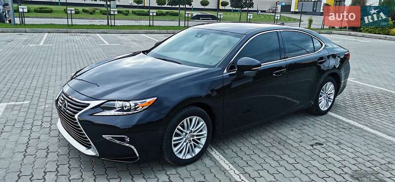 Седан Lexus ES 2017 в Хмельницком