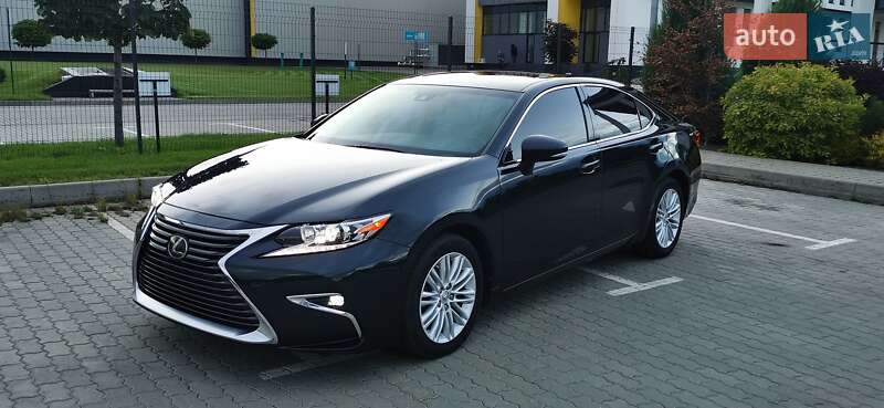 Седан Lexus ES 2017 в Хмельницком