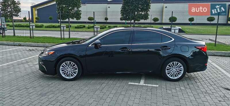 Седан Lexus ES 2017 в Хмельницком