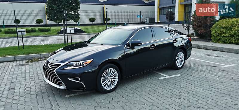 Седан Lexus ES 2017 в Хмельницком