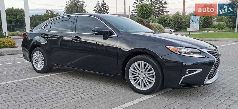 Седан Lexus ES 2017 в Хмельницком
