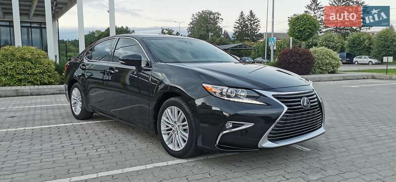 Седан Lexus ES 2017 в Хмельницком