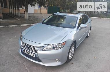 Седан Lexus ES 2012 в Кропивницком