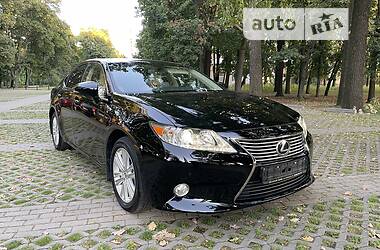 Седан Lexus ES 2013 в Харькове