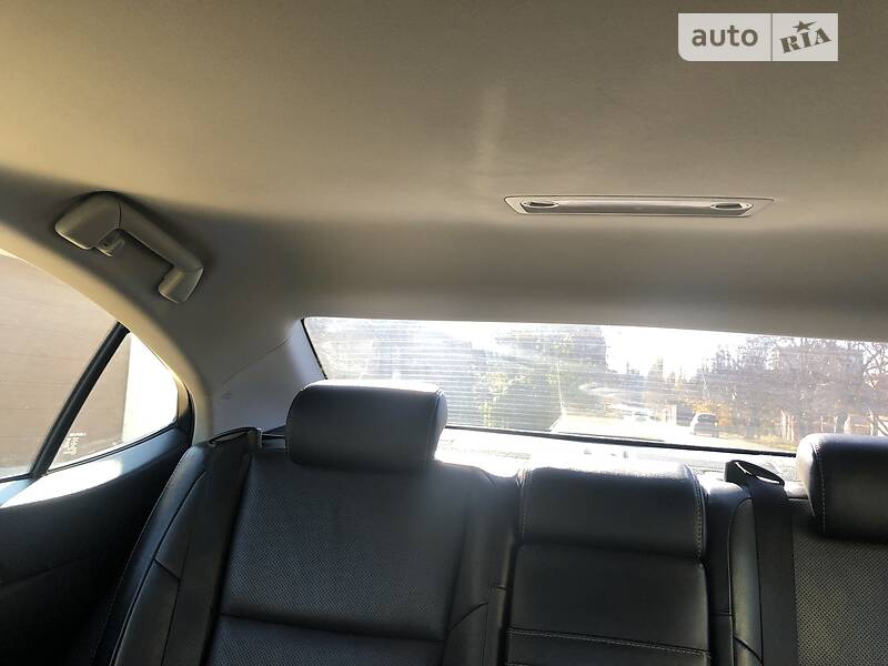 Седан Lexus ES 2012 в Одесі
