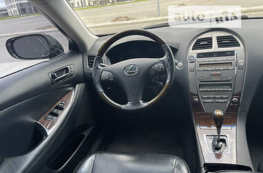 Седан Lexus ES 2010 в Киеве