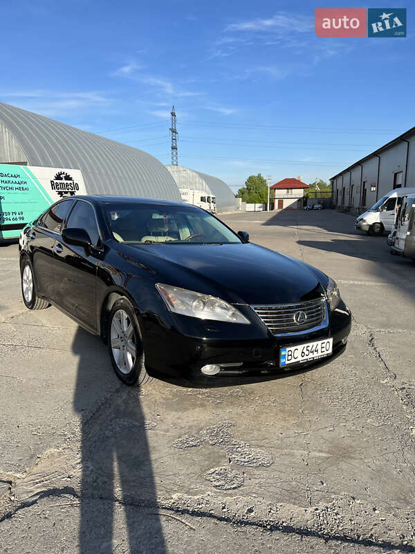 Седан Lexus ES 2007 в Львове