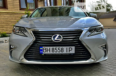 Седан Lexus ES 2015 в Одессе