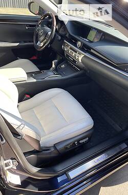 Седан Lexus ES 2017 в Одессе