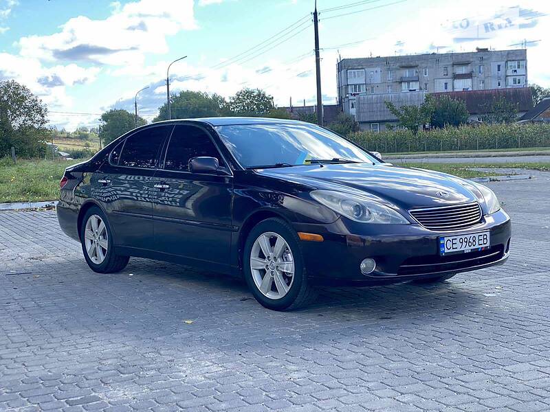Lexus ES