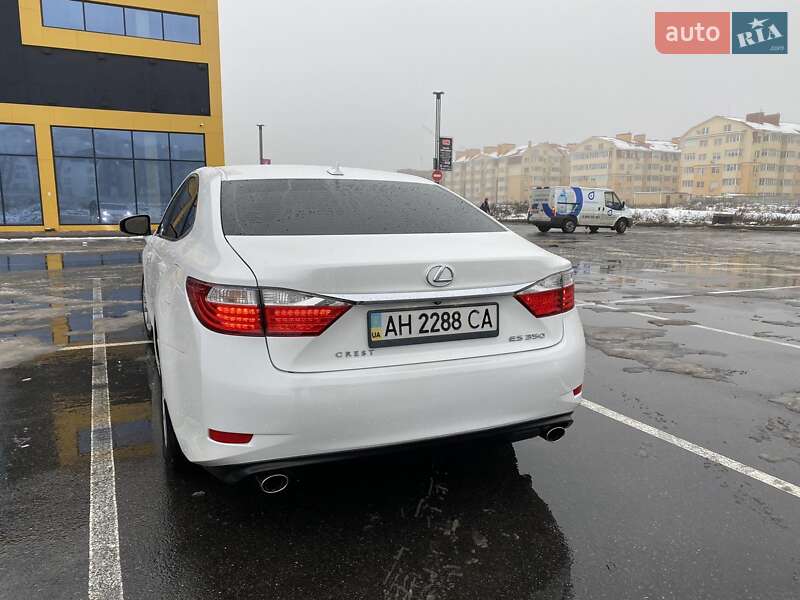 Седан Lexus ES 2014 в Киеве фото 41 Седан Lexus ES 2014 в Киеве