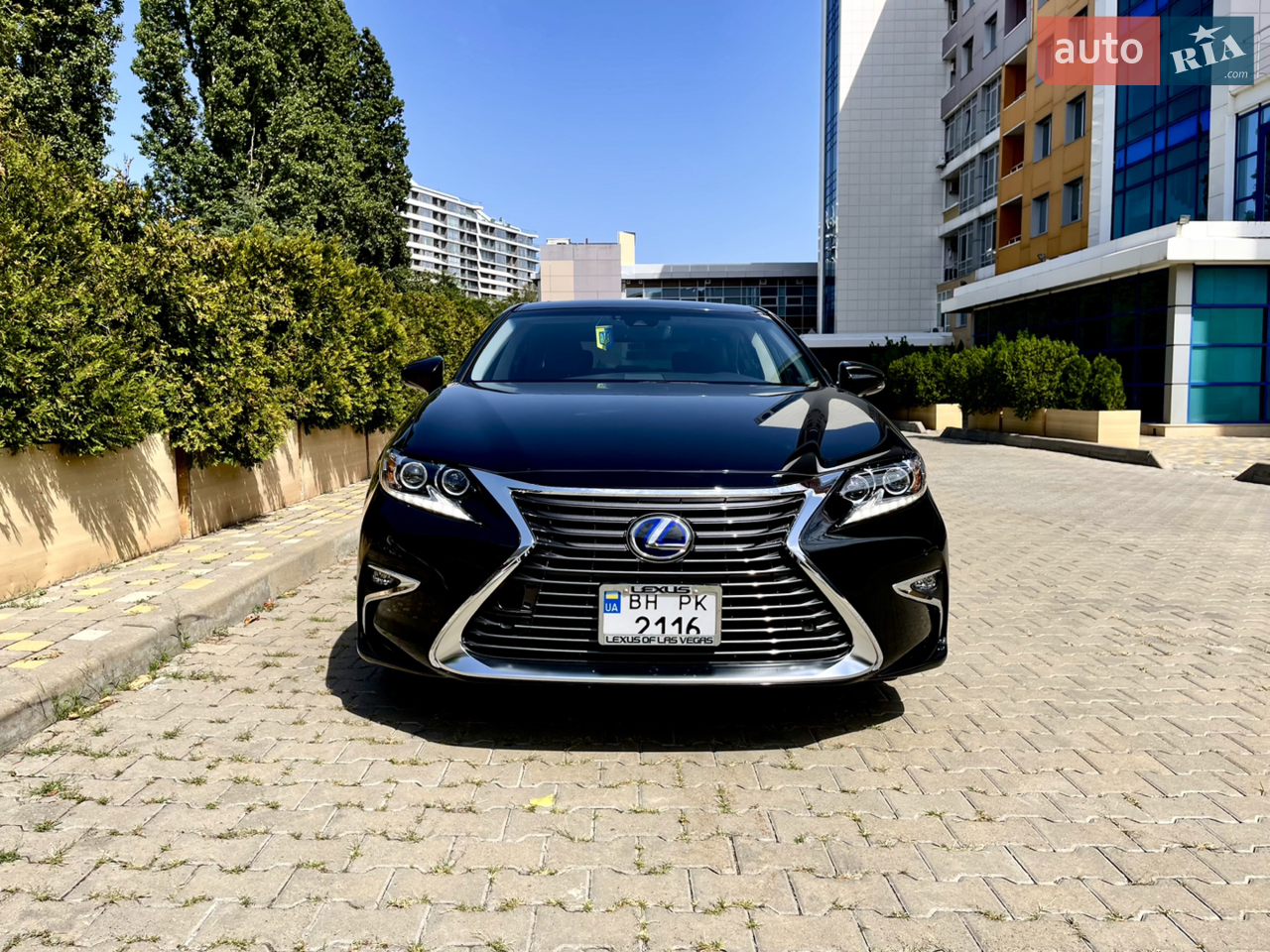 2016 Lexus ES - мініатюра 14