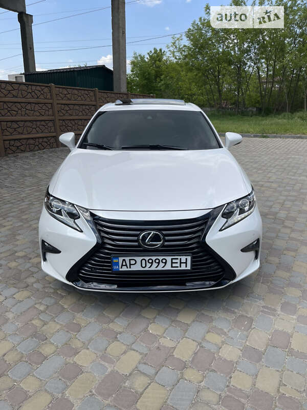 Седан Lexus ES 2017 в Запорожье