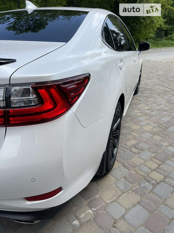 Седан Lexus ES 2017 в Запорожье