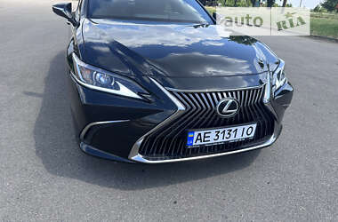 Седан Lexus ES 2019 в Покрове