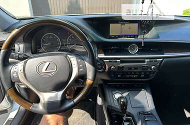 Седан Lexus ES 2013 в 