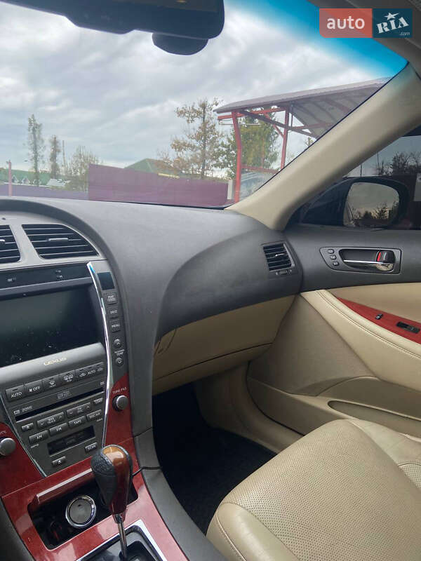 Седан Lexus ES 2007 в Новом Роздоле