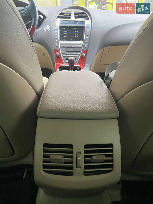 Седан Lexus ES 2007 в Новом Роздоле