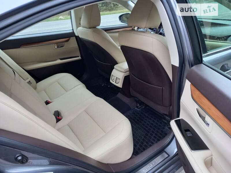 Седан Lexus ES 2016 в Белой Церкви фото 10 Седан Lexus ES 2016 в Белой Церкви
