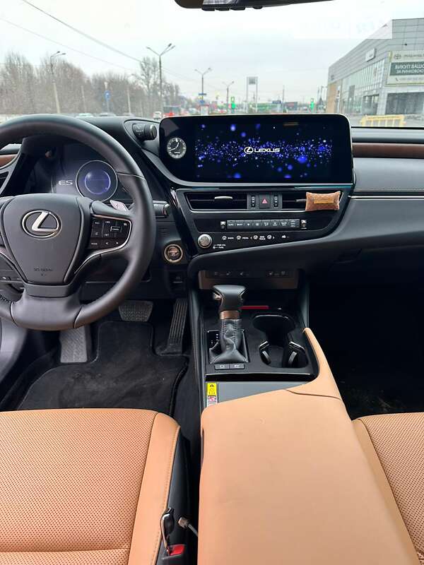Седан Lexus ES 2023 в Одессе