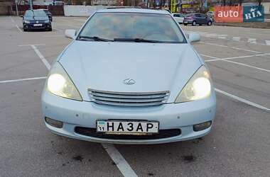 Седан Lexus ES 2004 в Киеве