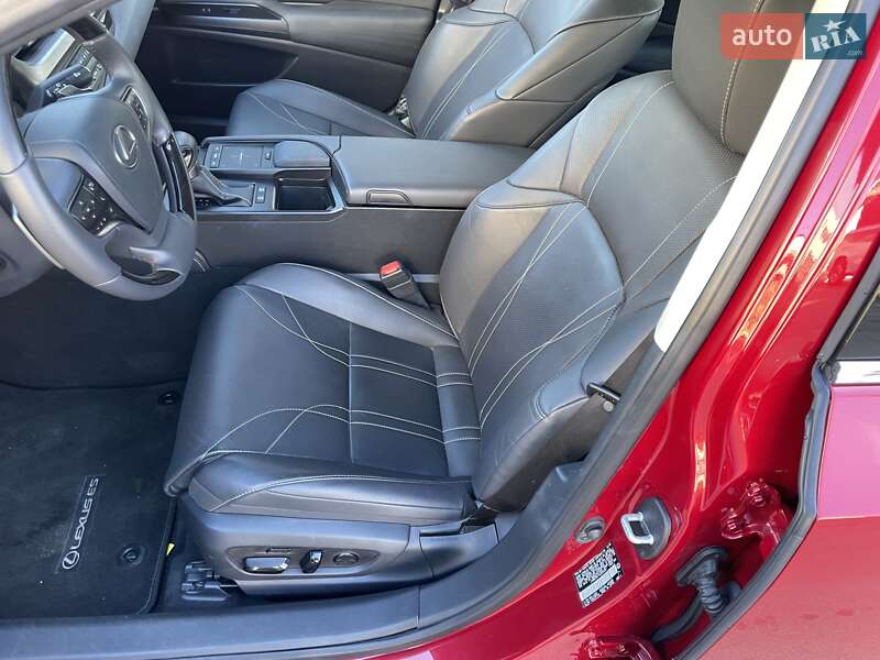 Седан Lexus ES 2018 в Одессе