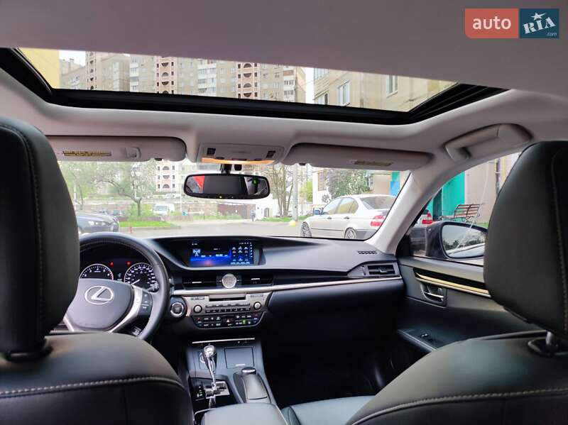 Седан Lexus ES 2012 в Києві
