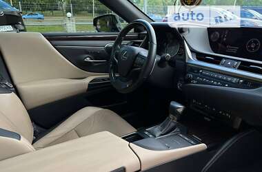 Седан Lexus ES 2018 в Запорожье