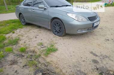 Седан Lexus ES 2003 в Львове