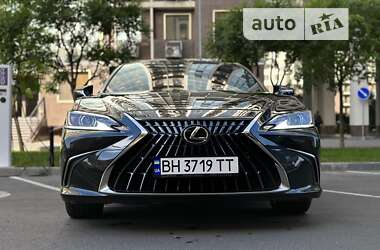 Седан Lexus ES 2022 в Одессе