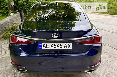 Седан Lexus ES 2021 в Дніпрі