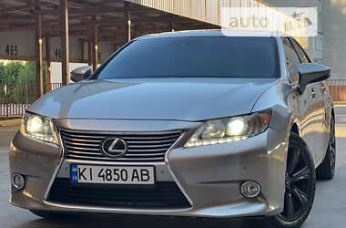 Седан Lexus ES 2014 в Белой Церкви