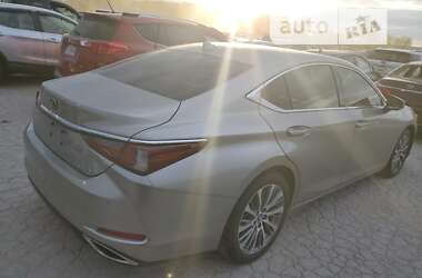 Седан Lexus ES 2020 в Хмельницком