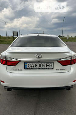 Седан Lexus ES 2013 в Умани