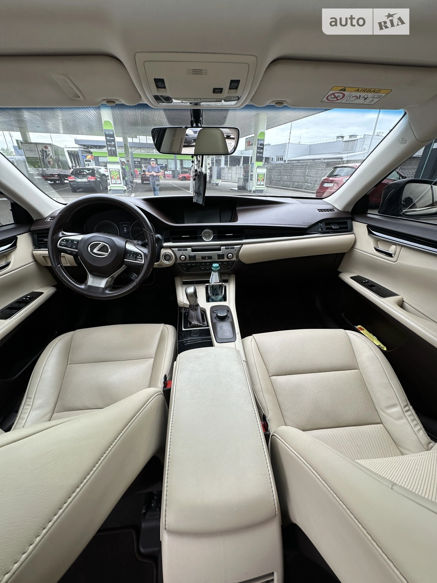 2018 Lexus ES - мініатюра 9