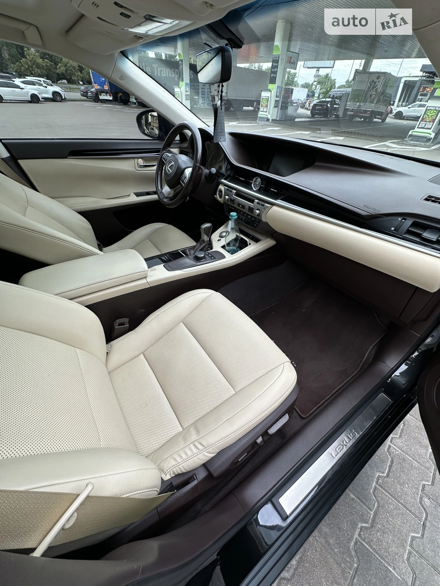 2018 Lexus ES - мініатюра 10