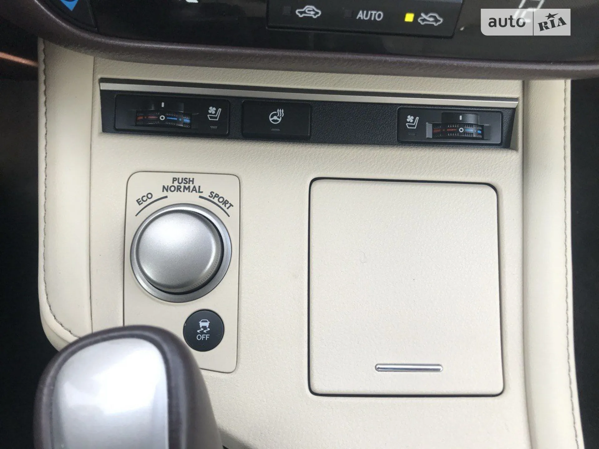 2018 Lexus ES - мініатюра 13